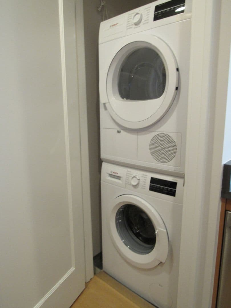Washington Apartment: 1112 M Street, NW