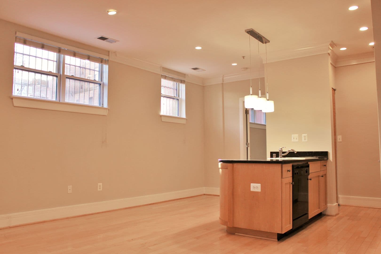 Washington Apartment: 1515 O Street, NW
