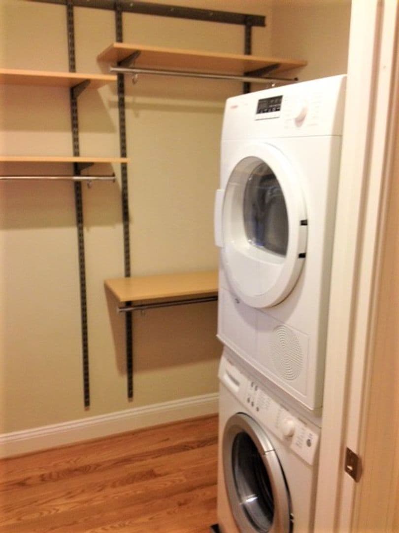 Washington Apartment: 1825-1833 New Hampshire Avenue, NW