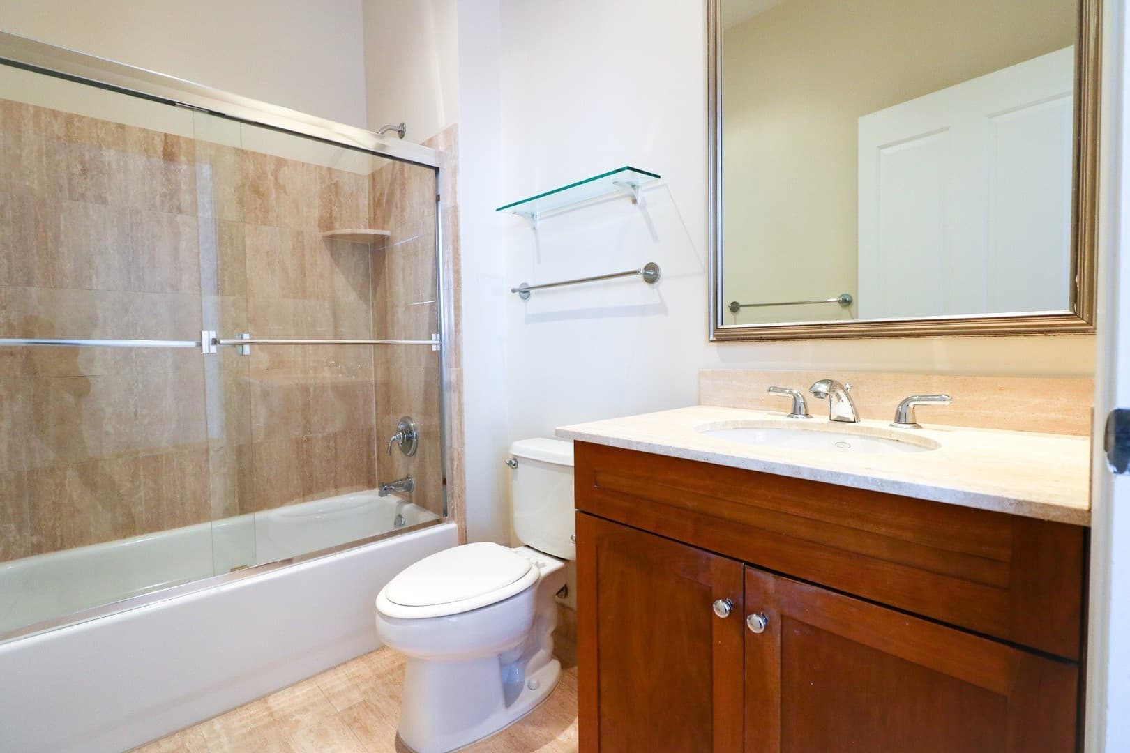 Washington Apartment: 1640 16th Street, NW