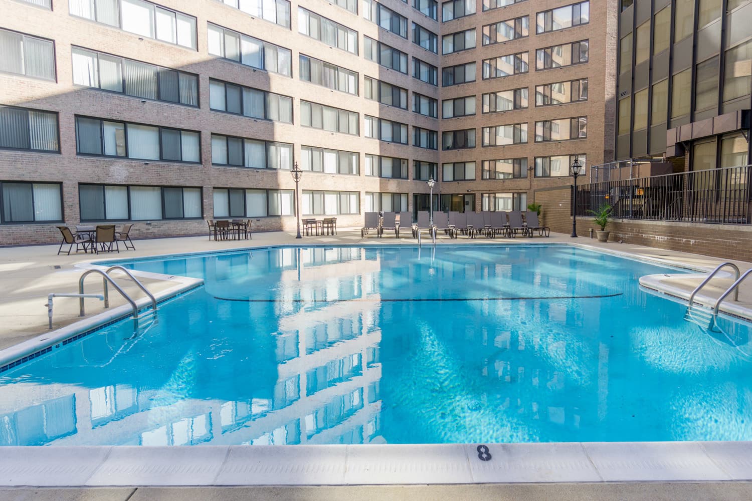 Washington Apartment: 1255 New Hampshire Avenue