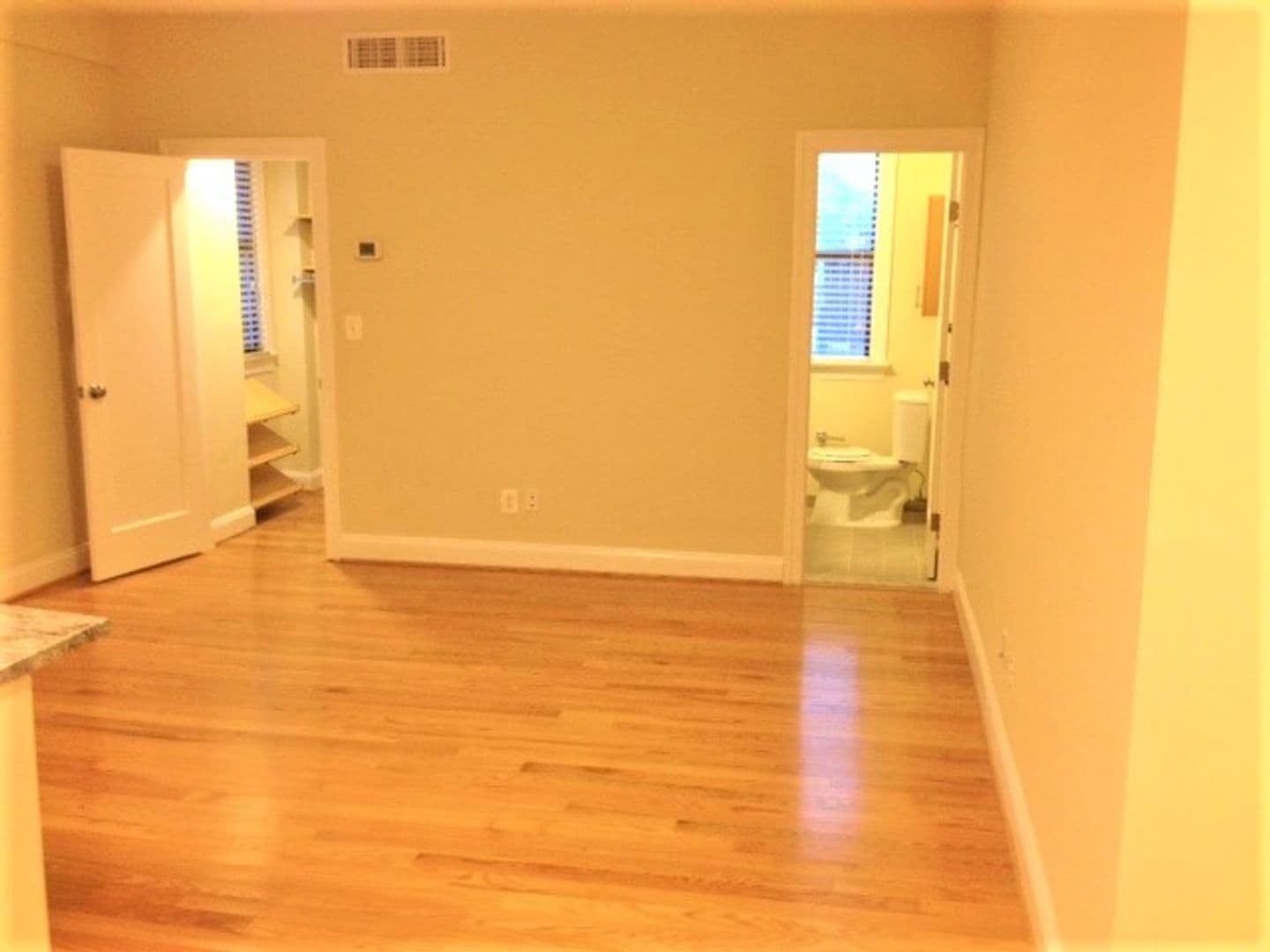 Washington Apartment: 1825-1833 New Hampshire Avenue, NW