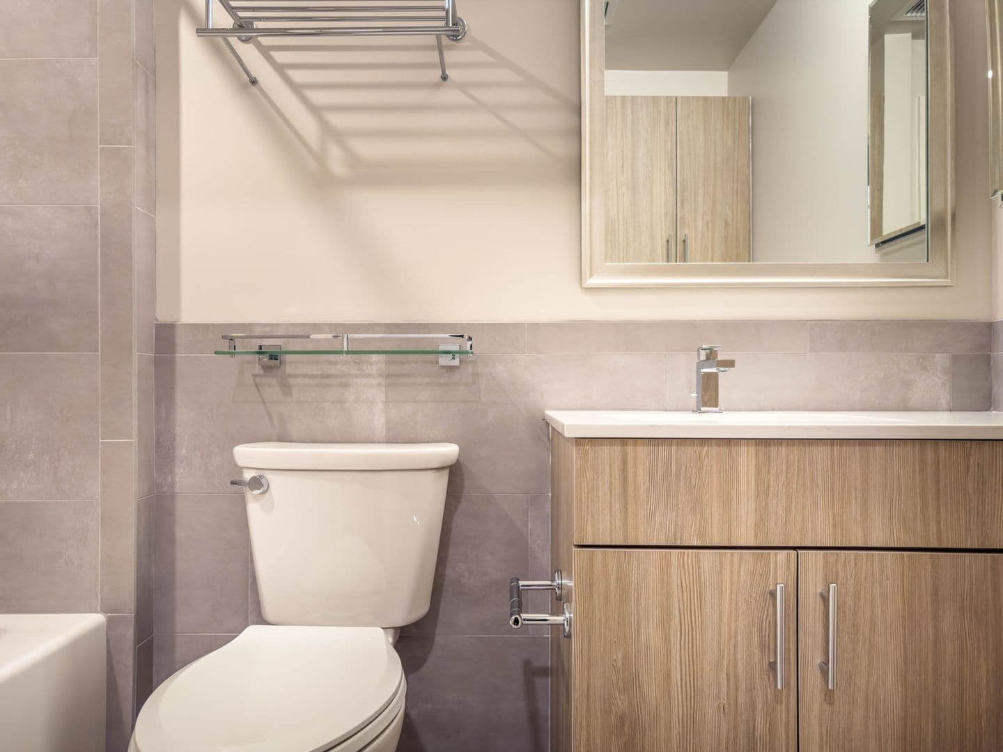 Washington Apartment: 3220 Prospect Street, NW