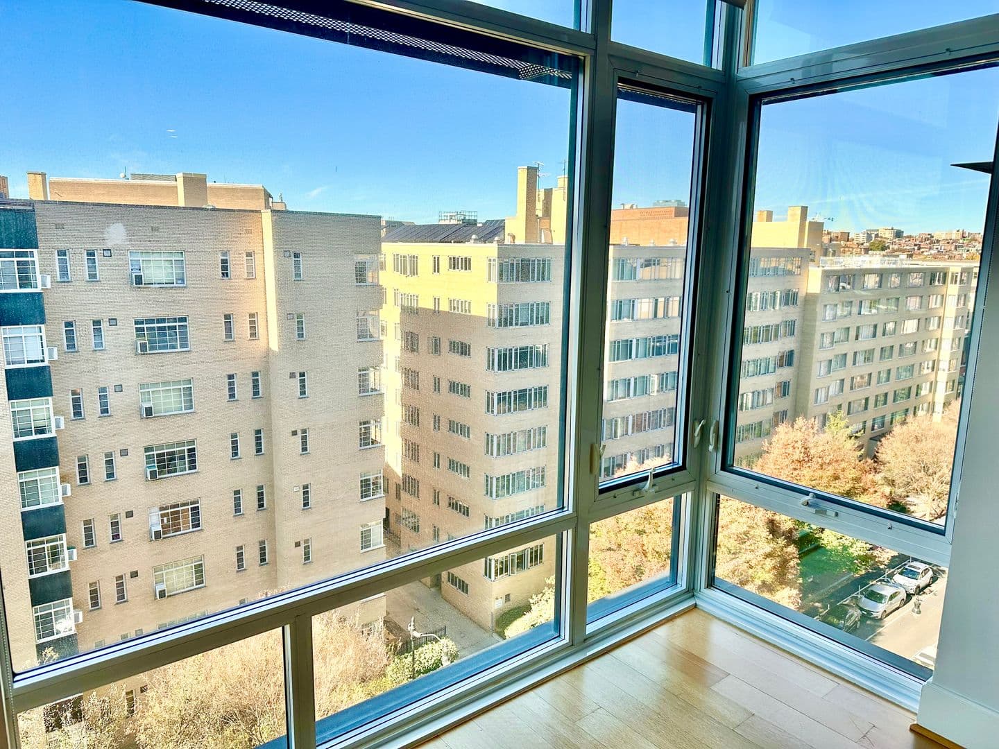 Washington Apartment: 1355 17th Street, NW