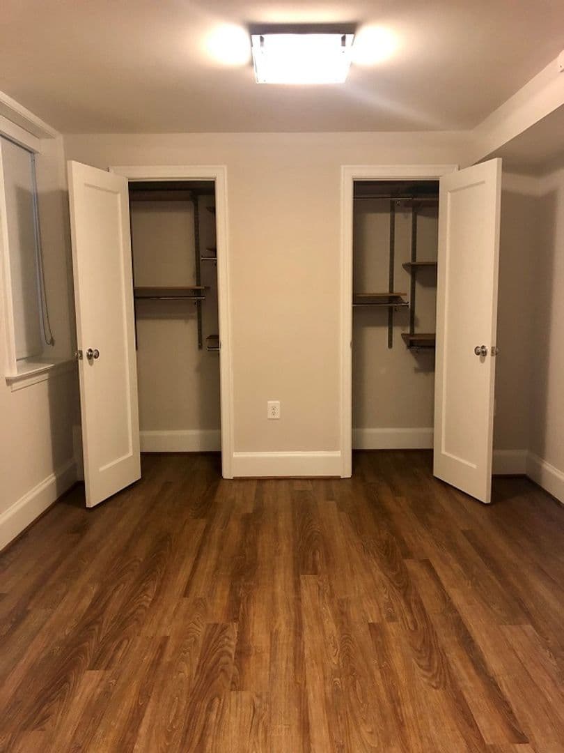 Washington Apartment: 1712 17th Street, NW
