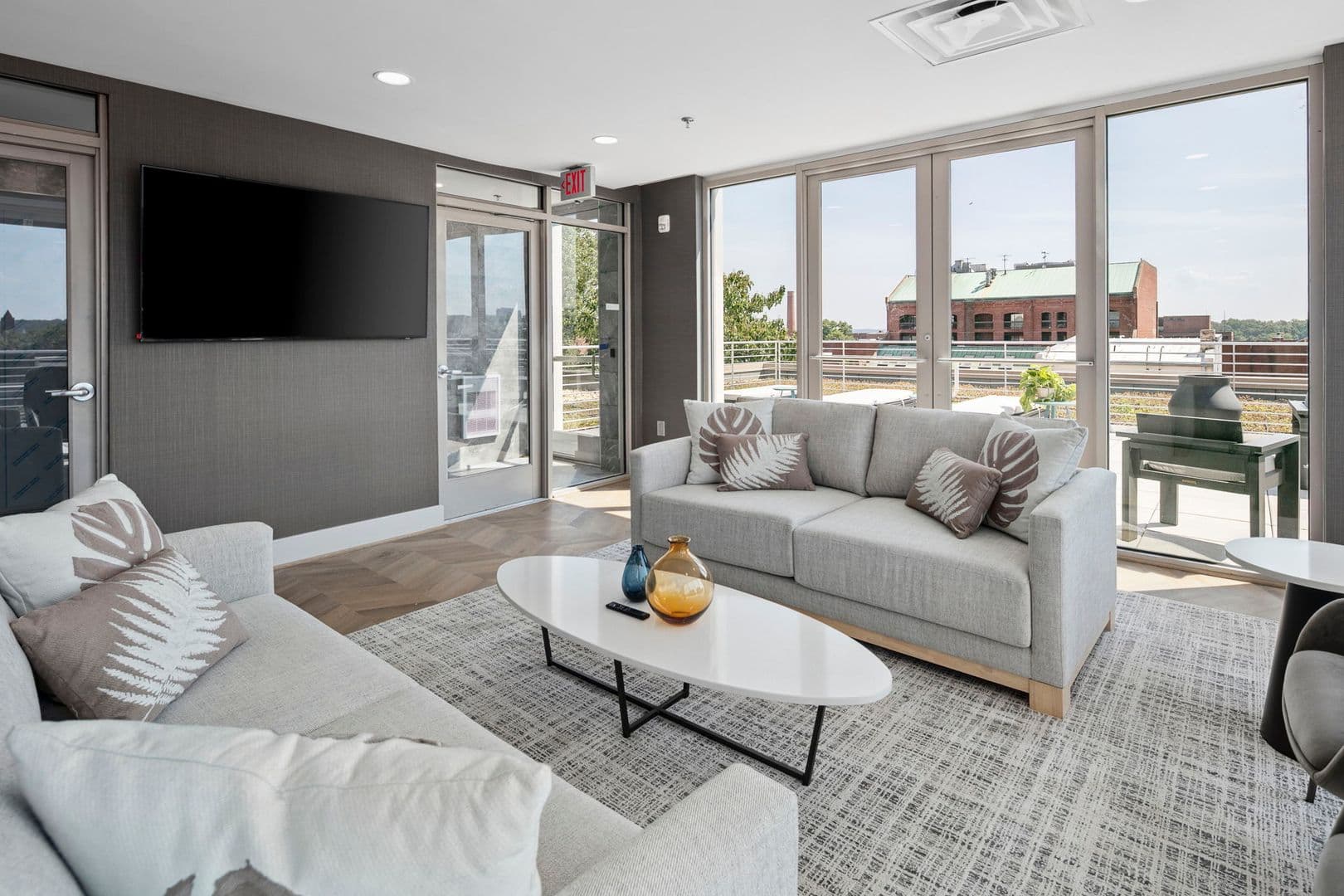 Washington Apartment: 3220 Prospect Street, NW
