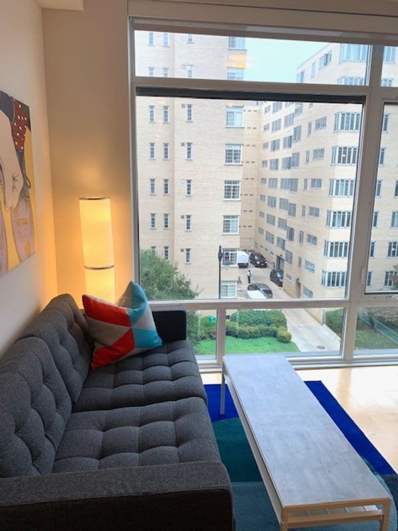 Washington Apartment: 1355 17th Street, NW