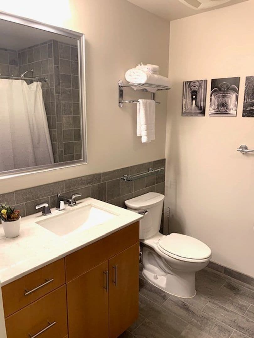 Washington Apartment: 1355 17th Street, NW