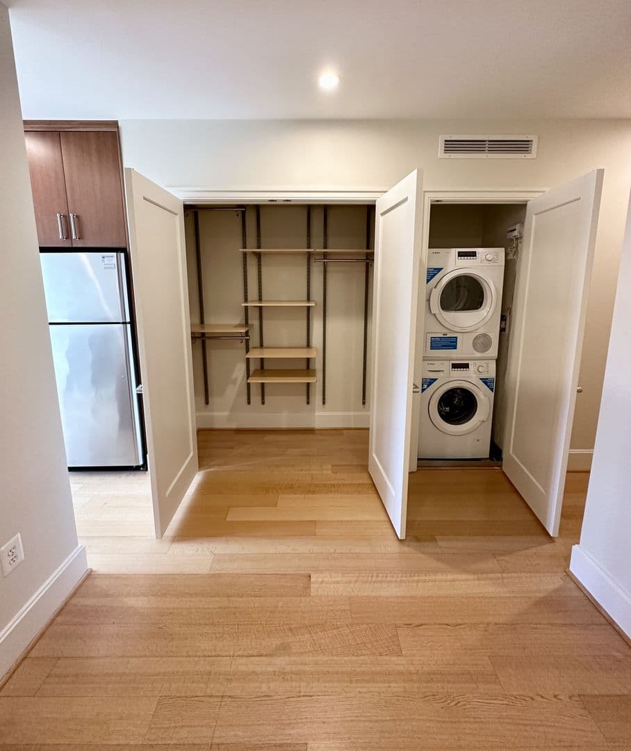 Washington Apartment: 1919 14th Street, NW