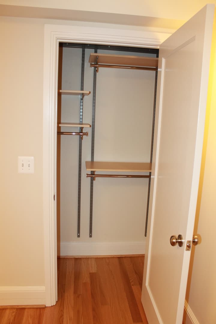 Washington Apartment: 2000 Connecticut Avenue, NW