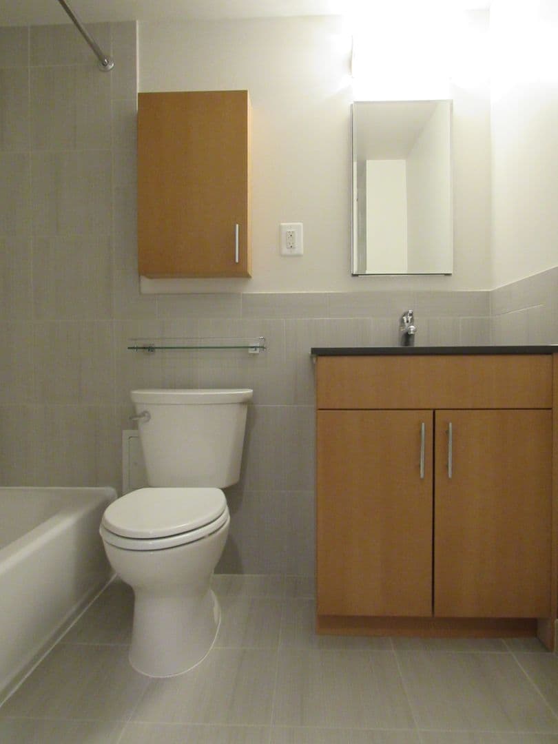 Washington Apartment: 1112 M Street, NW