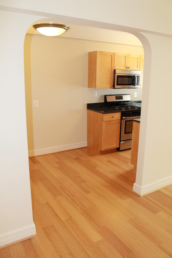 Washington Apartment: 2745 29th Street, NW