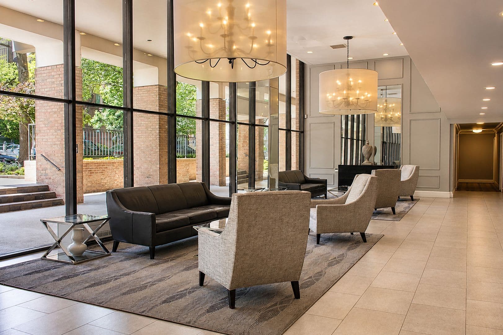 Washington Apartment: 1255 New Hampshire Avenue