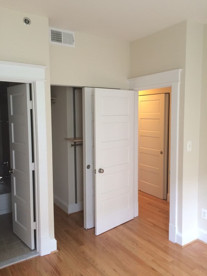 Washington Apartment: 1743 P Street, NW