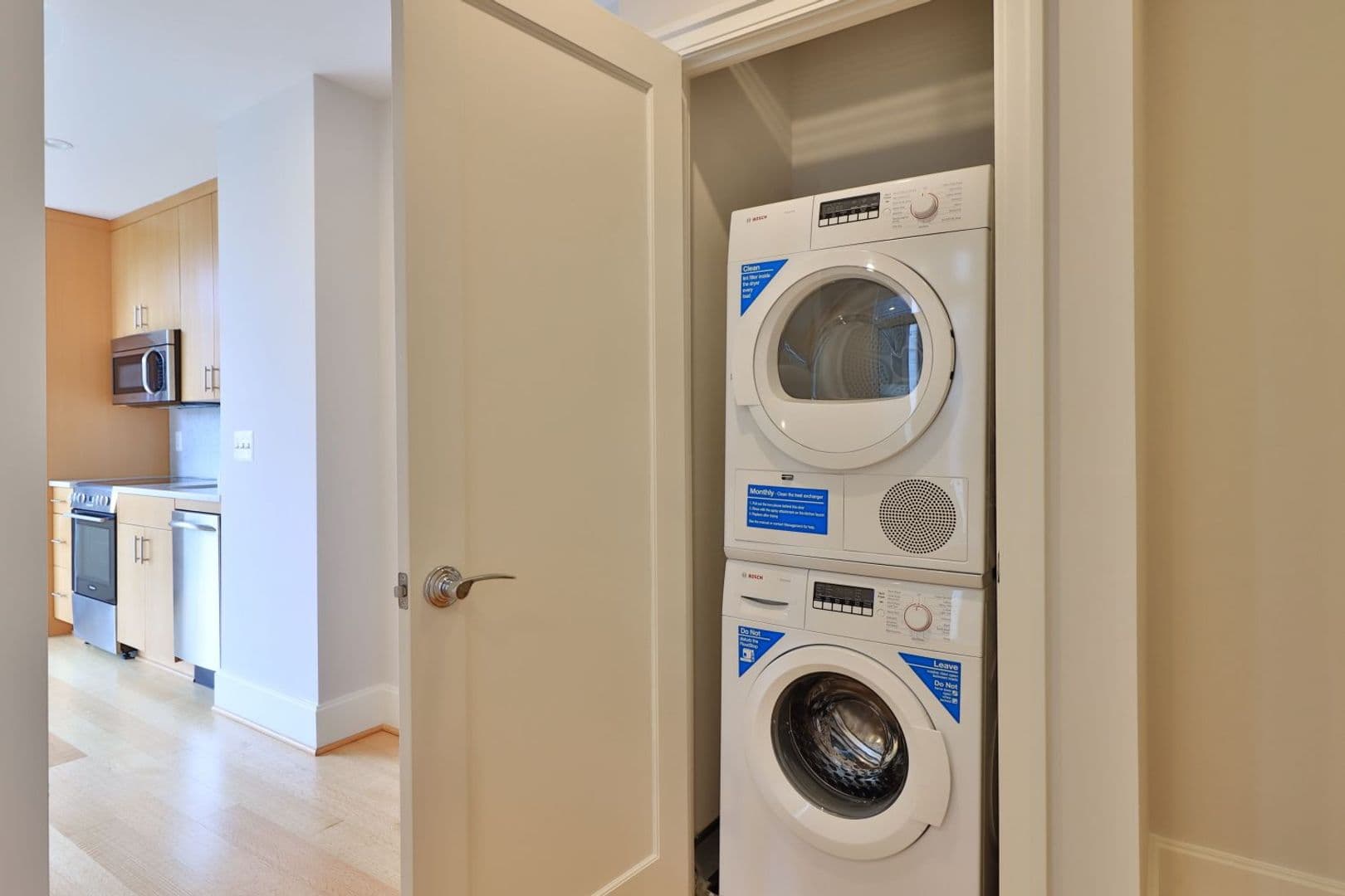 Washington Apartment: 1355 17th Street, NW