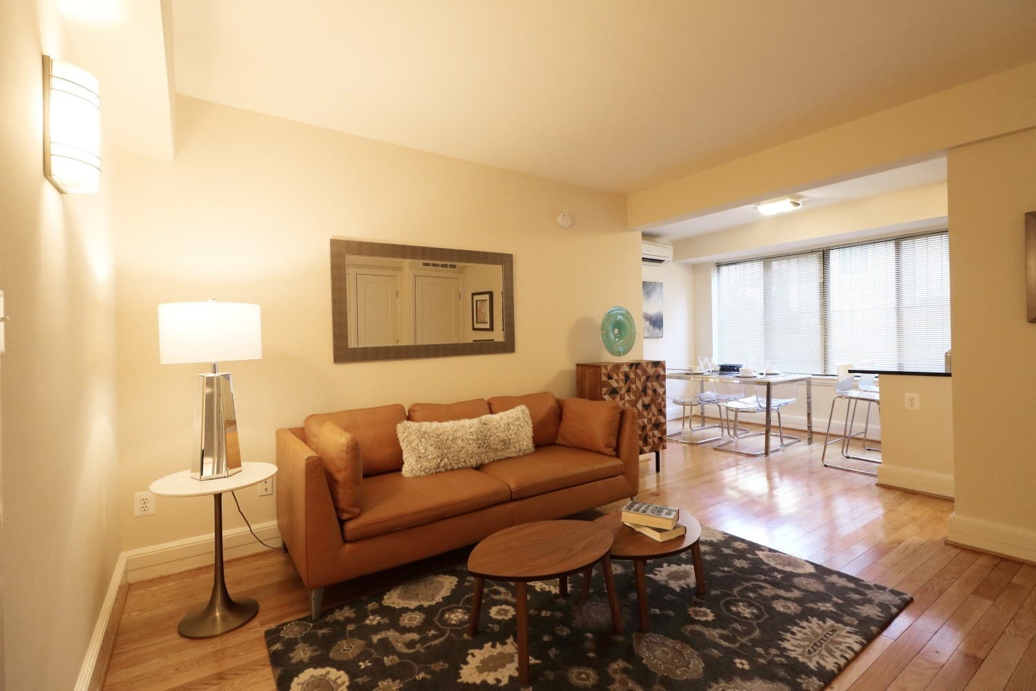 Washington Apartment: 2000 Connecticut Avenue, NW