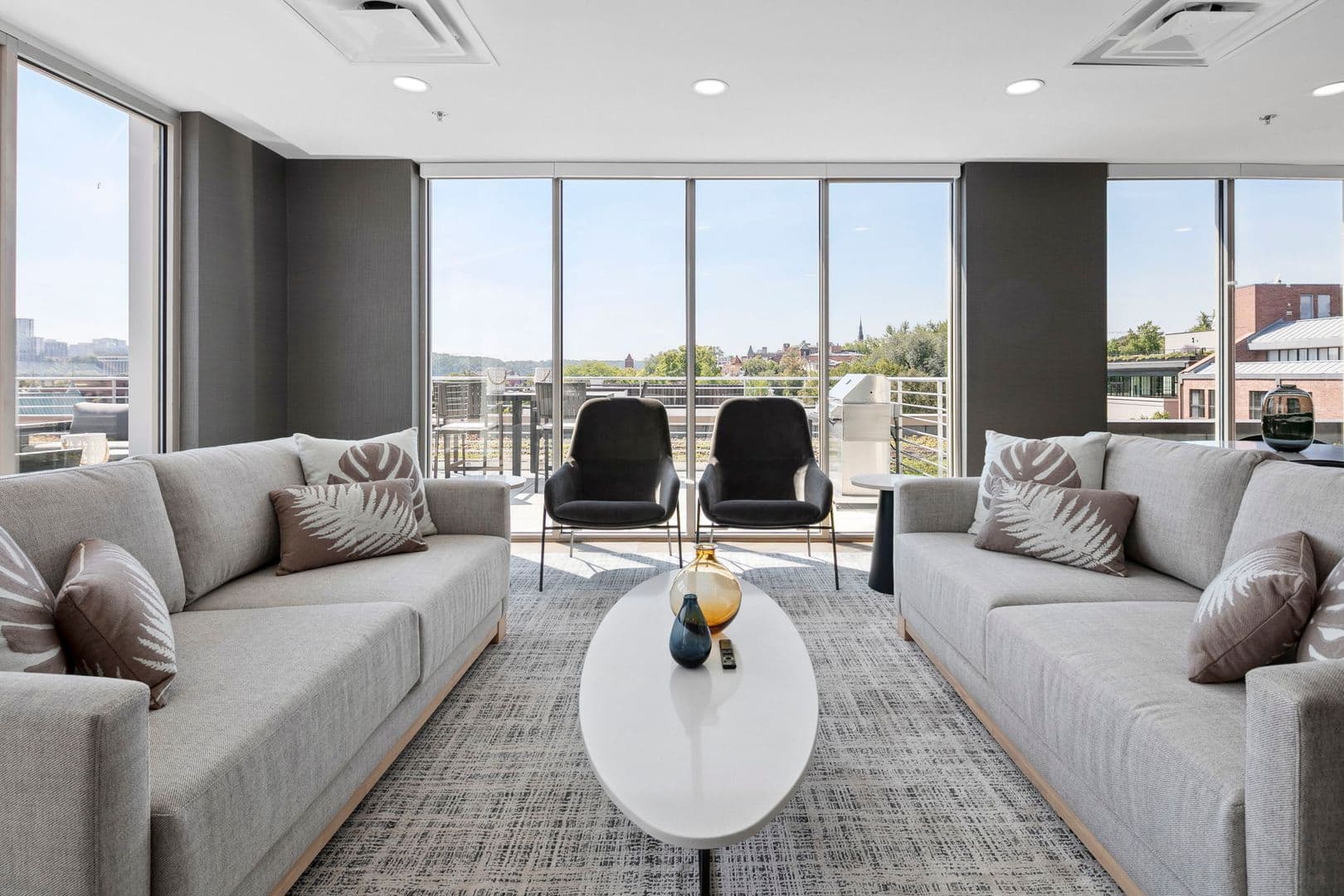Washington Apartment: 3220 Prospect Street, NW