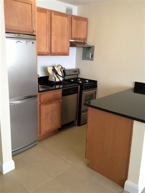 Washington Apartment: 3300 16th Street, NW