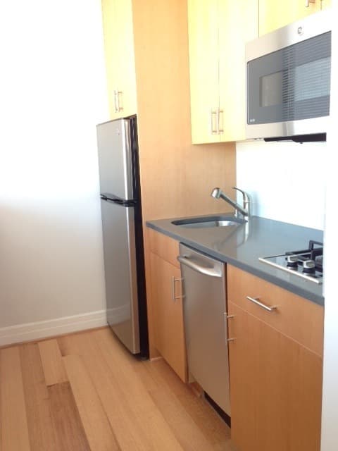 Washington Apartment: 1230 13th Street, NW