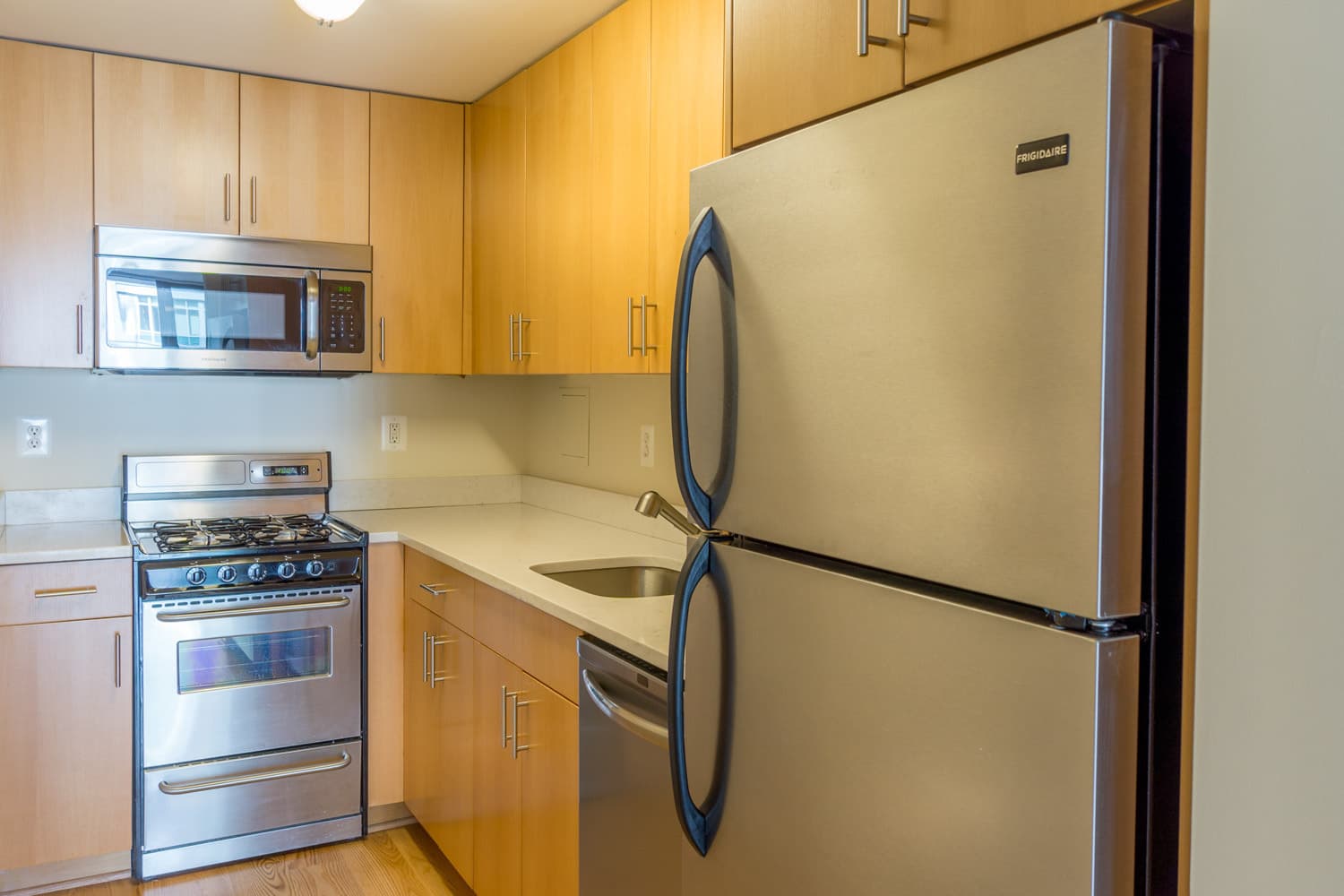 Washington Apartment: 1255 New Hampshire Avenue