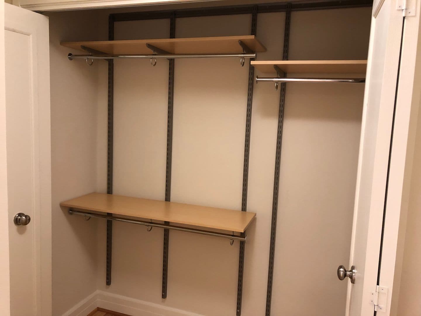 Washington Apartment: 1255 New Hampshire Avenue