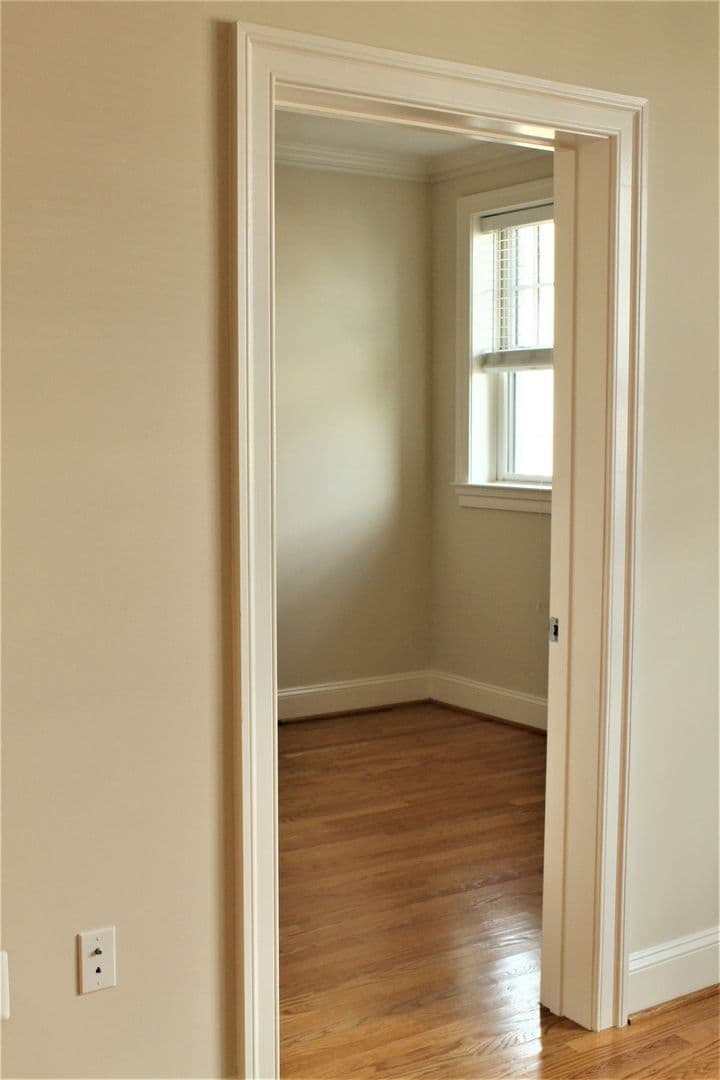 Washington Apartment: 2110 19th Street, NW