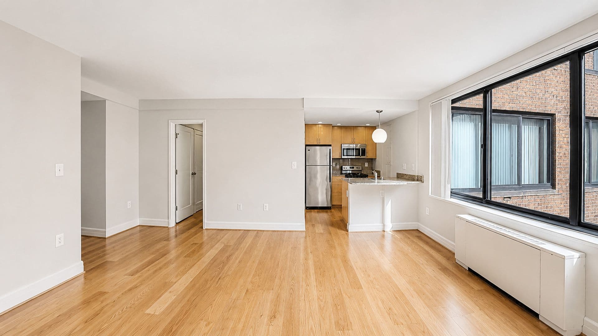 Washington Apartment: 1255 New Hampshire Avenue