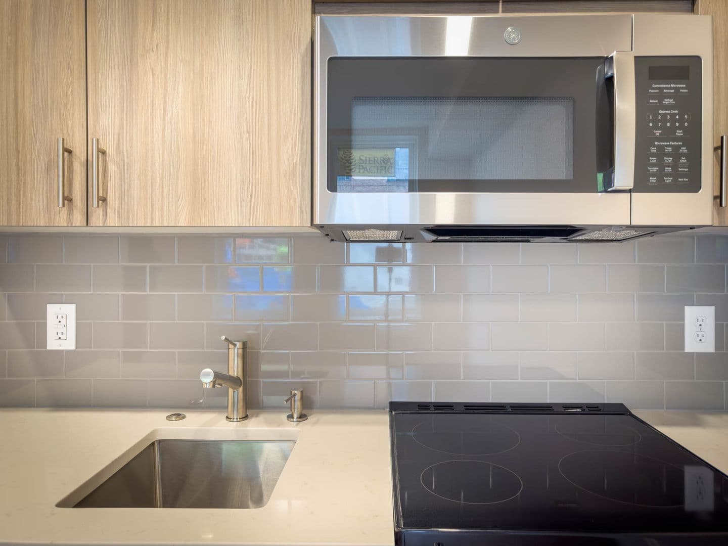 Washington Apartment: 3220 Prospect Street, NW