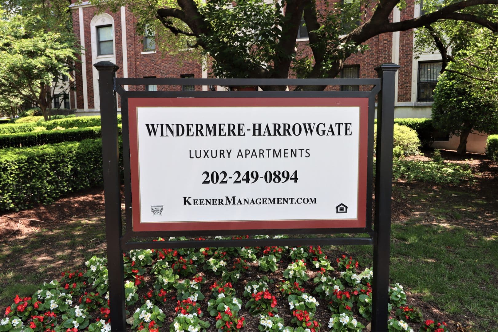 Washington Apartment: 1825-1833 New Hampshire Avenue, NW