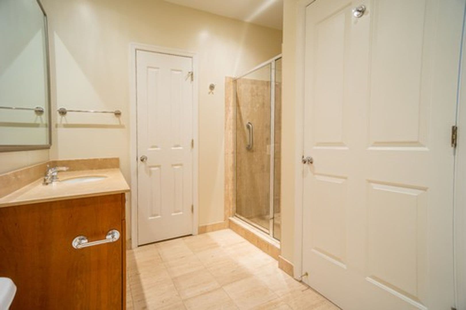 Washington Apartment: 1640 16th Street, NW