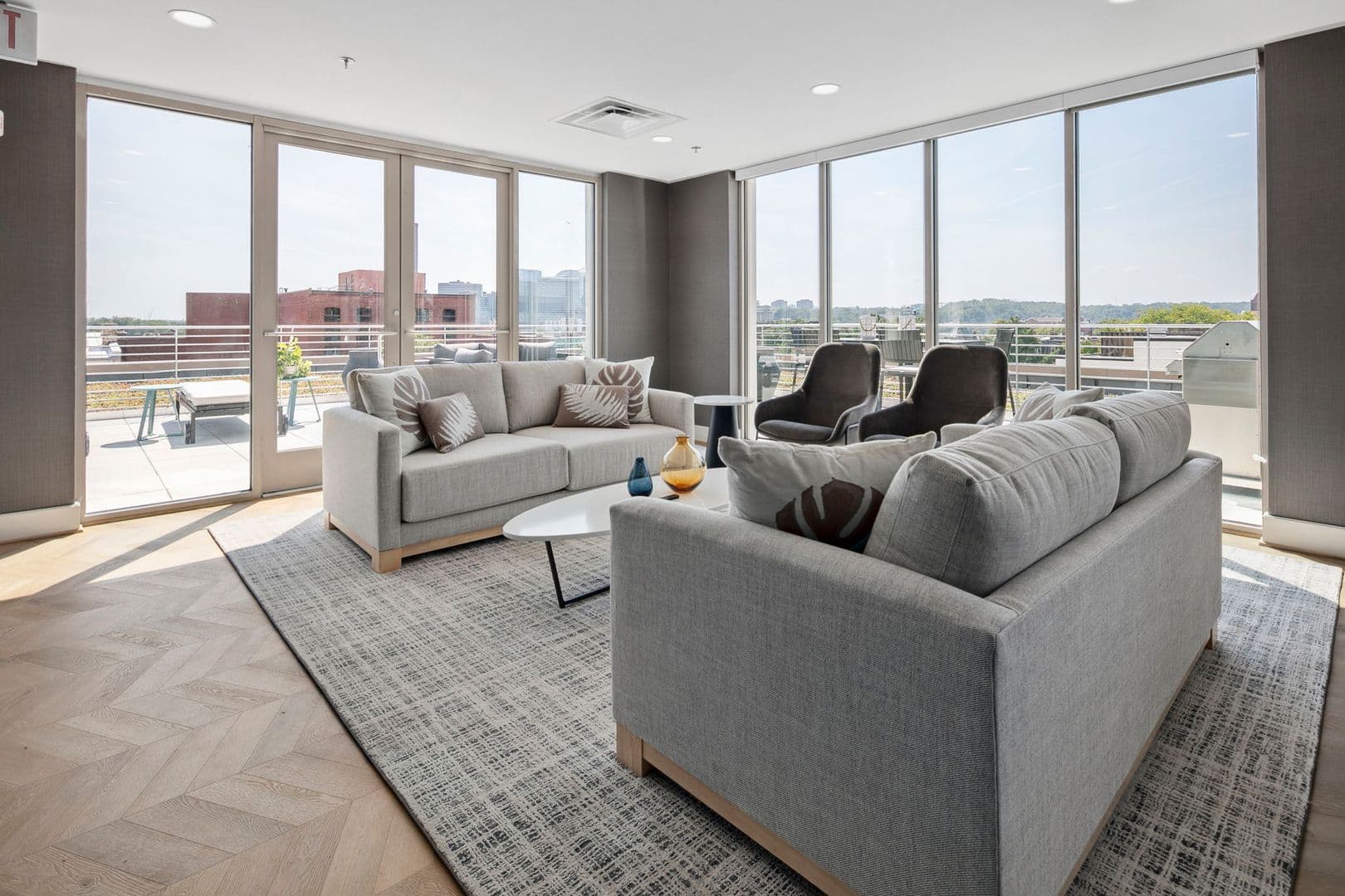Washington Apartment: 3220 Prospect Street, NW
