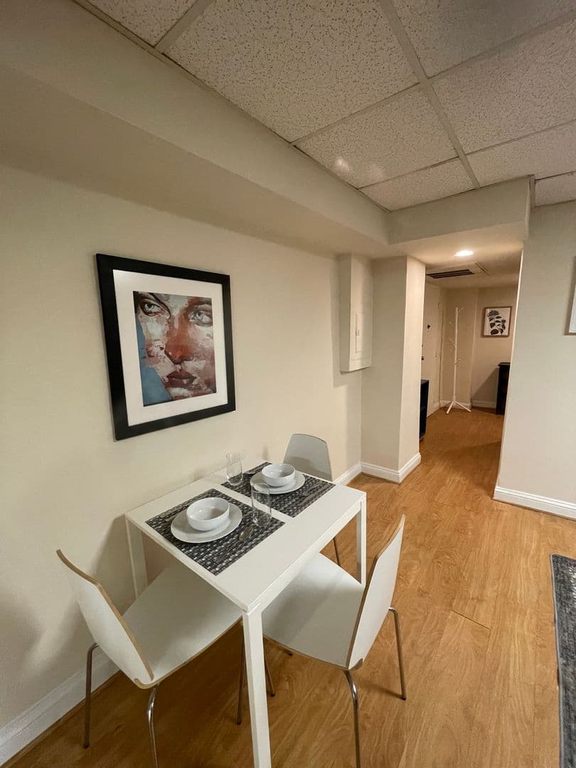 Washington Apartment: 1825-1833 New Hampshire Avenue, NW