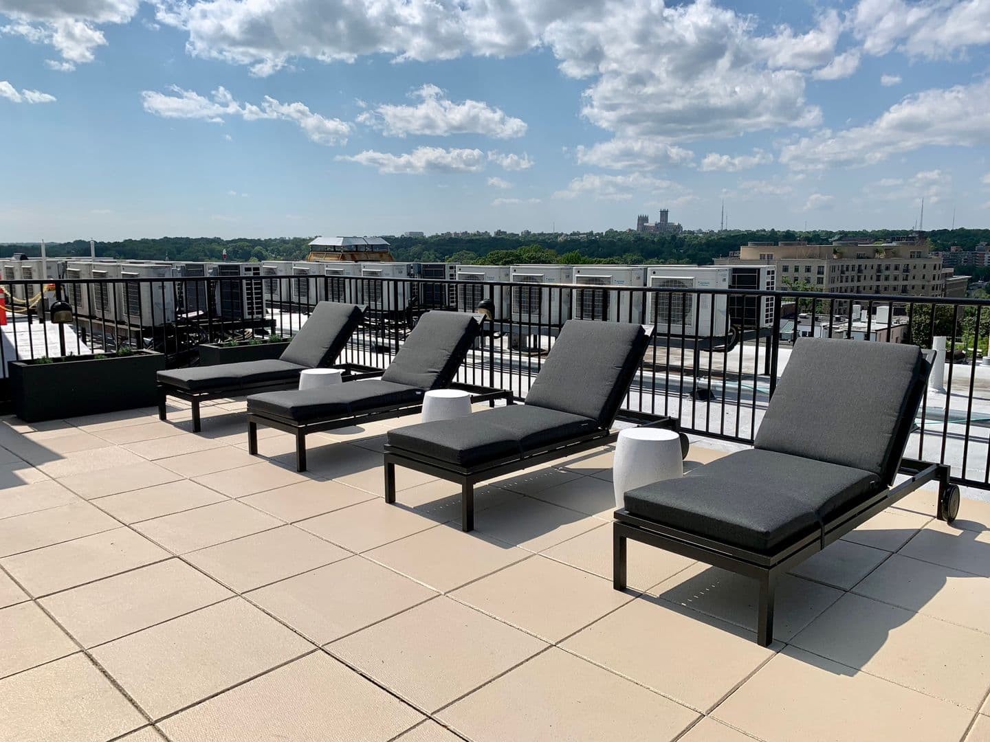 Washington Apartment: 2000 Connecticut Avenue, NW