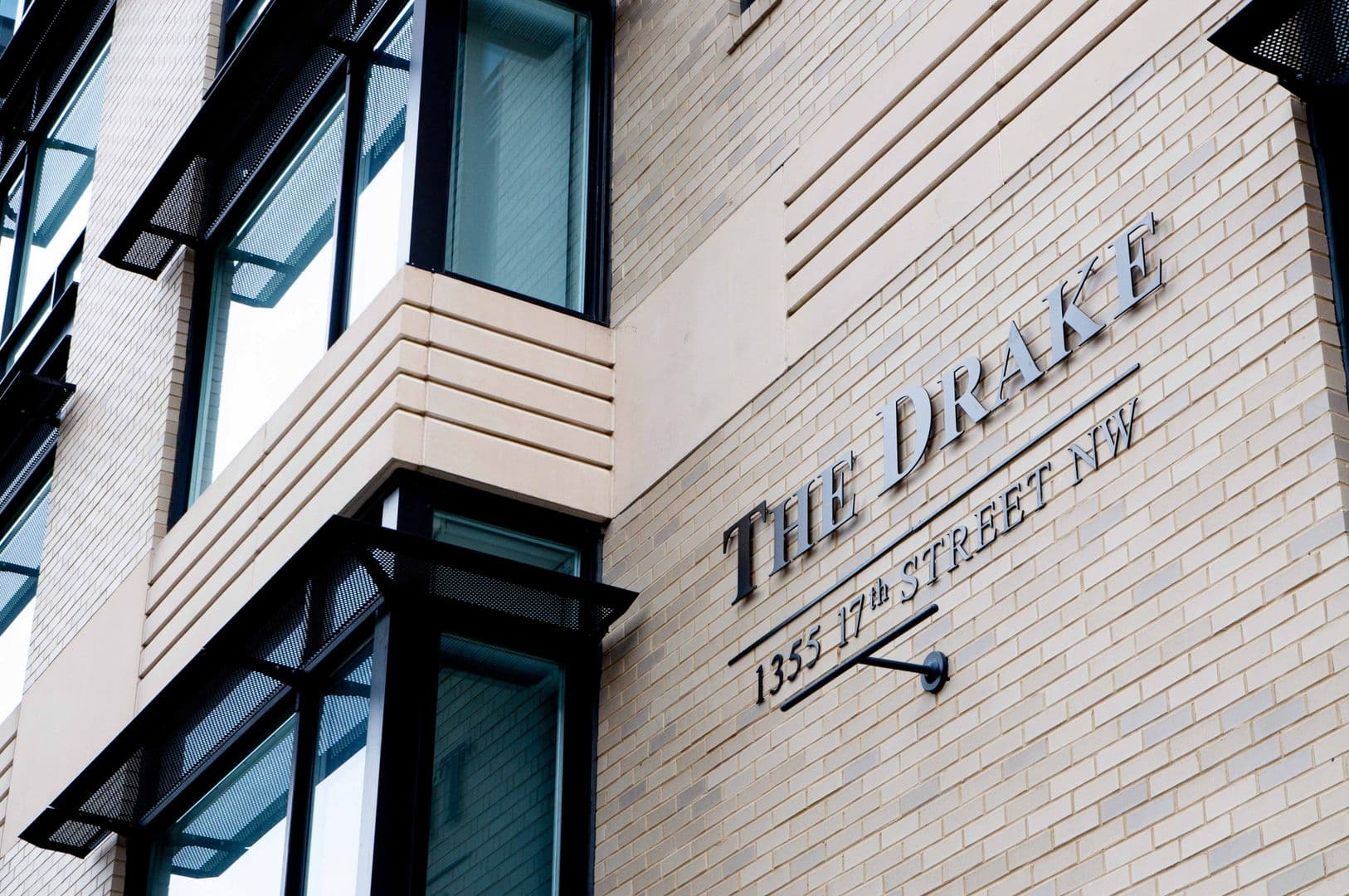 Washington Apartment: 1355 17th Street, NW