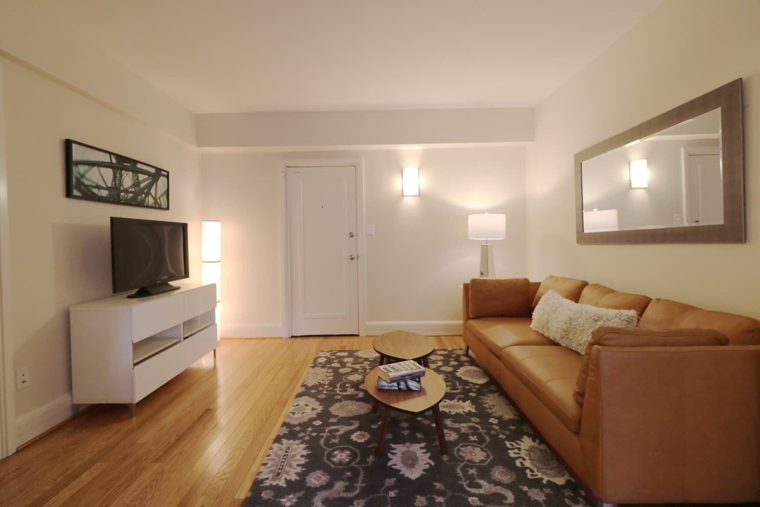 Washington Apartment: 2000 Connecticut Avenue, NW