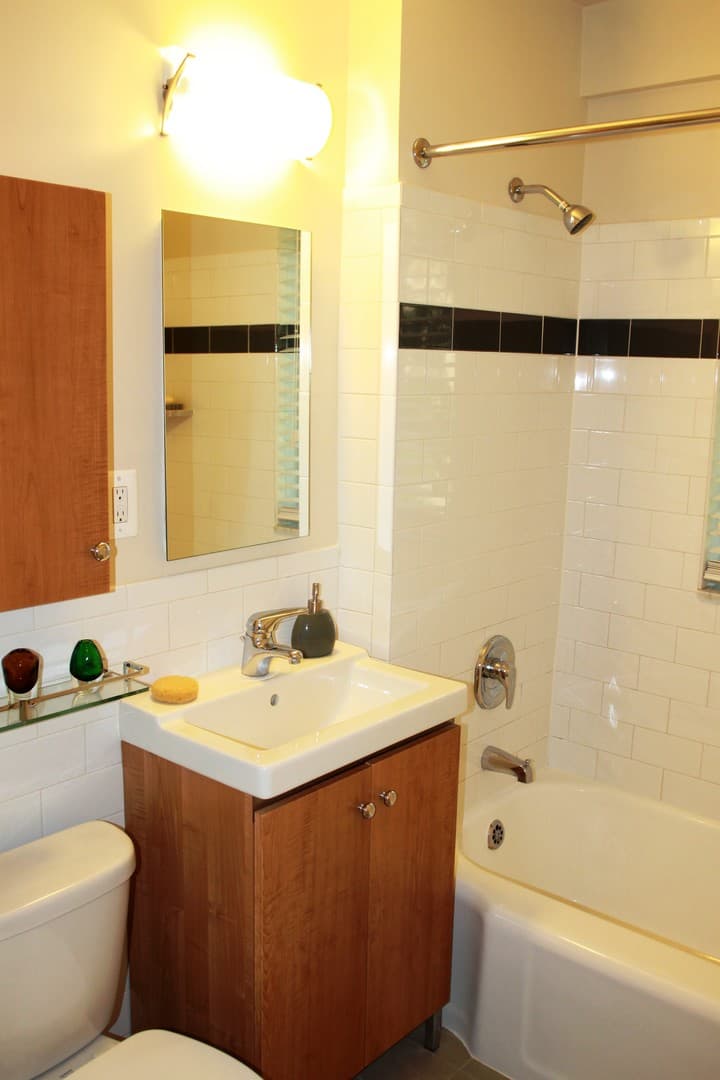Washington Apartment: 2745 29th Street, NW