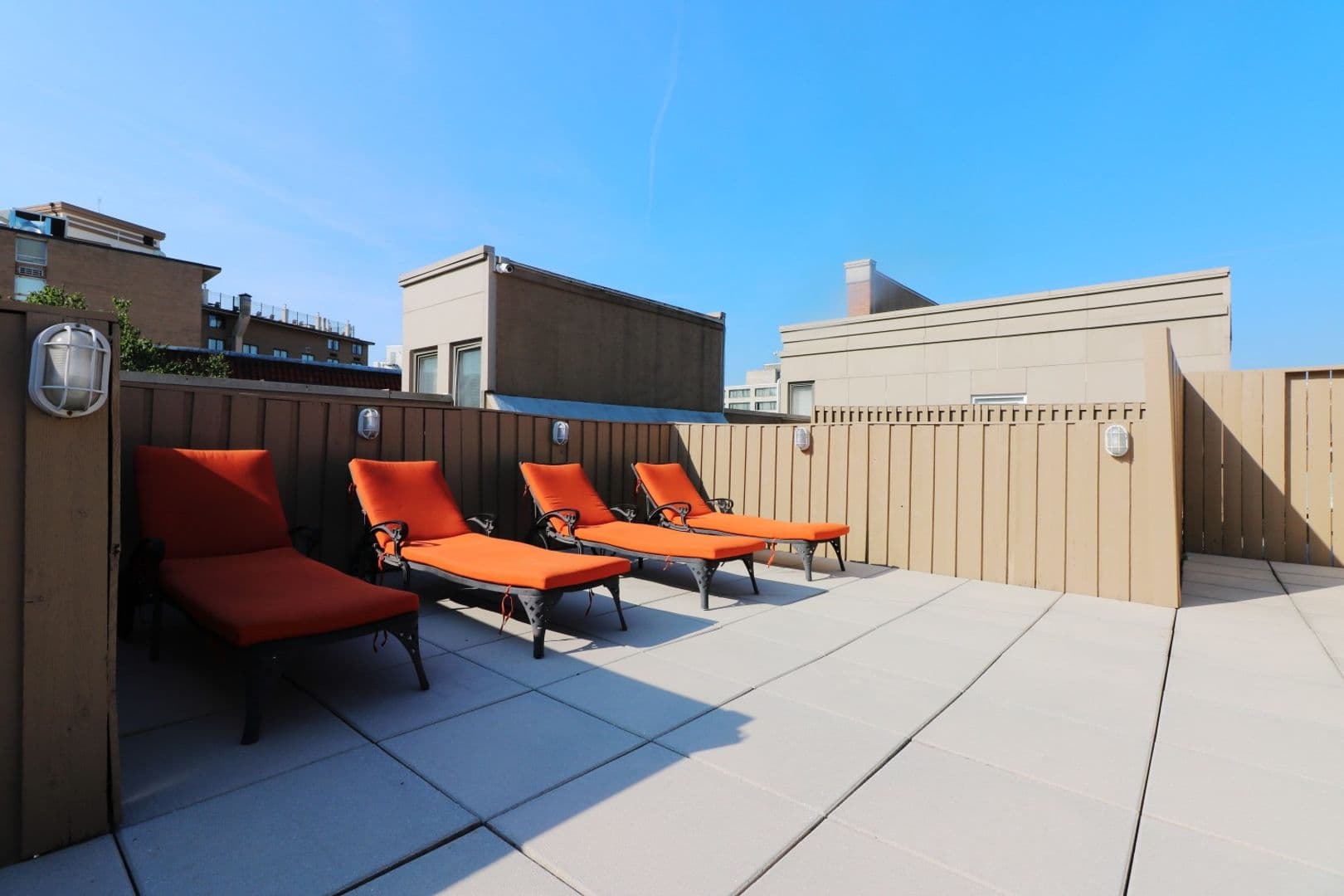 Washington Apartment: 1515 O Street, NW