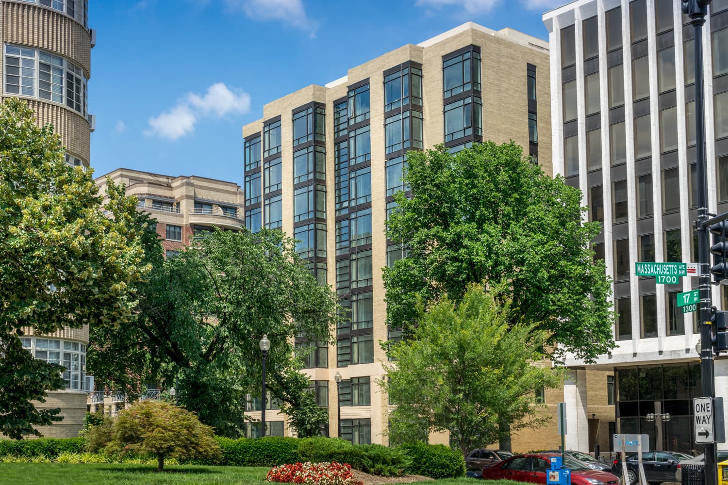 Washington Apartment: 1355 17th Street, NW