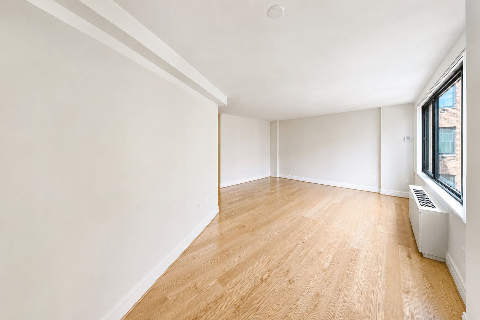 Washington Apartment: 1255 New Hampshire Avenue