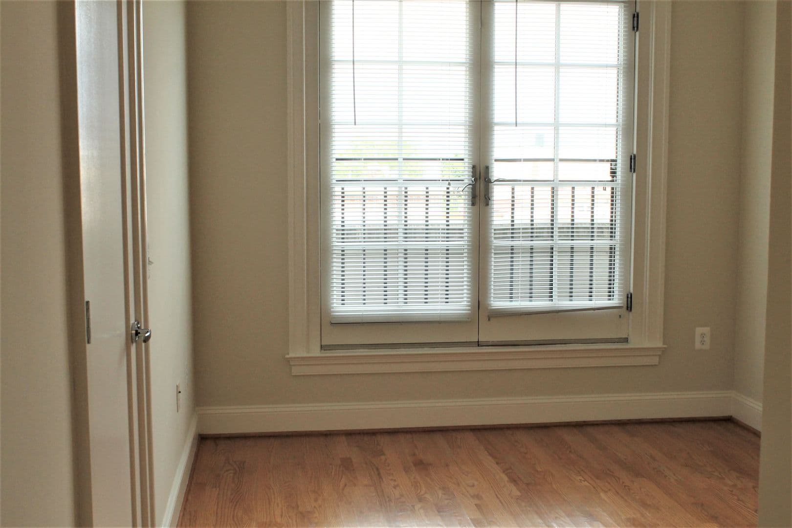 Washington Apartment: 2110 19th Street, NW
