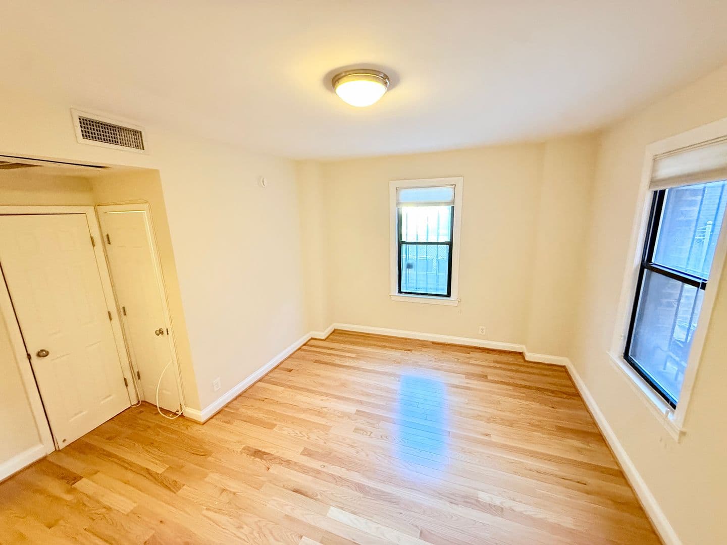 Washington Apartment: 1825-1833 New Hampshire Avenue, NW
