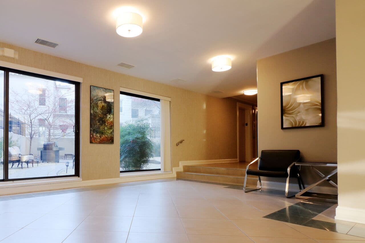 Washington Apartment: 3300 16th Street, NW