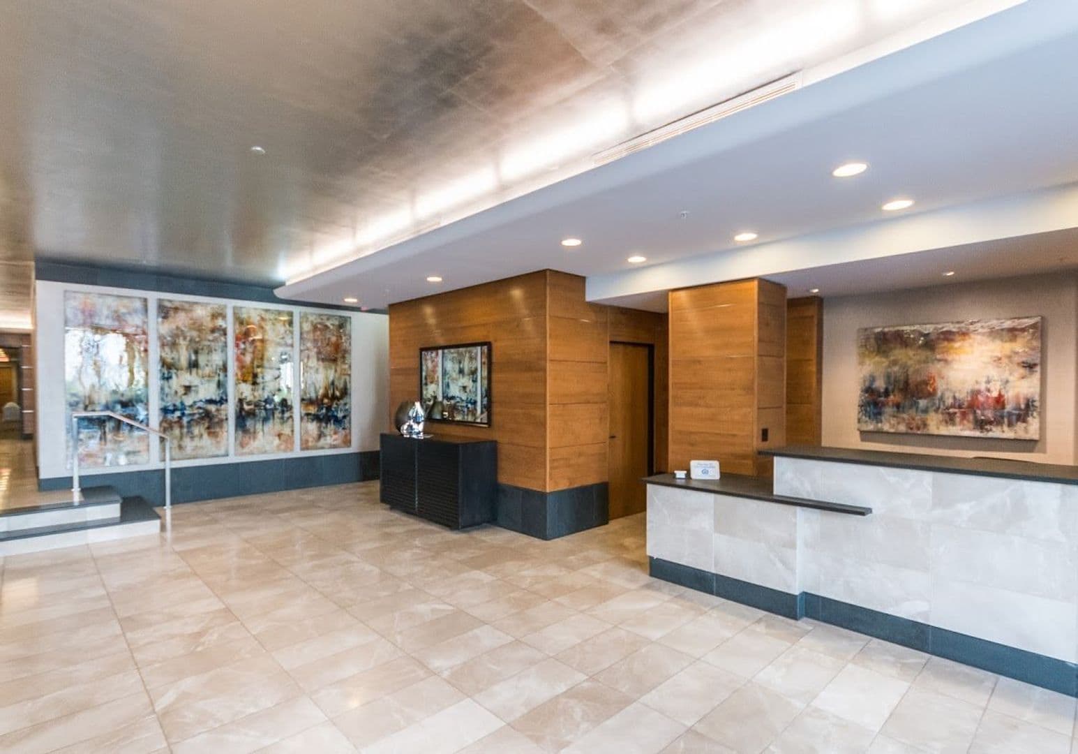 Washington Apartment: 1355 17th Street, NW