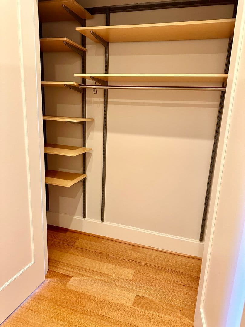 Washington Apartment: 1355 17th Street, NW