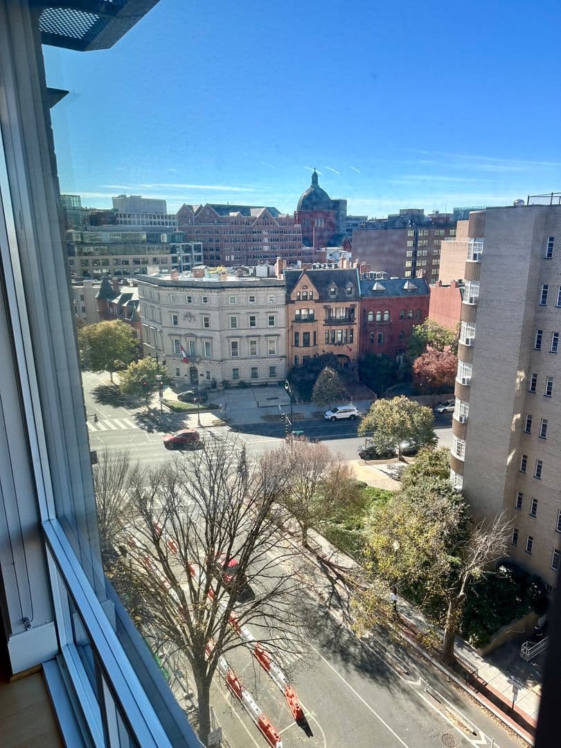 Washington Apartment: 1355 17th Street, NW