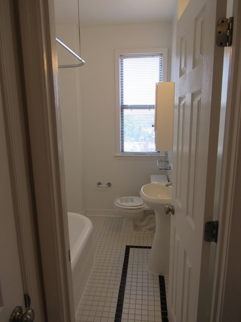 Washington Apartment: 1825-1833 New Hampshire Avenue, NW