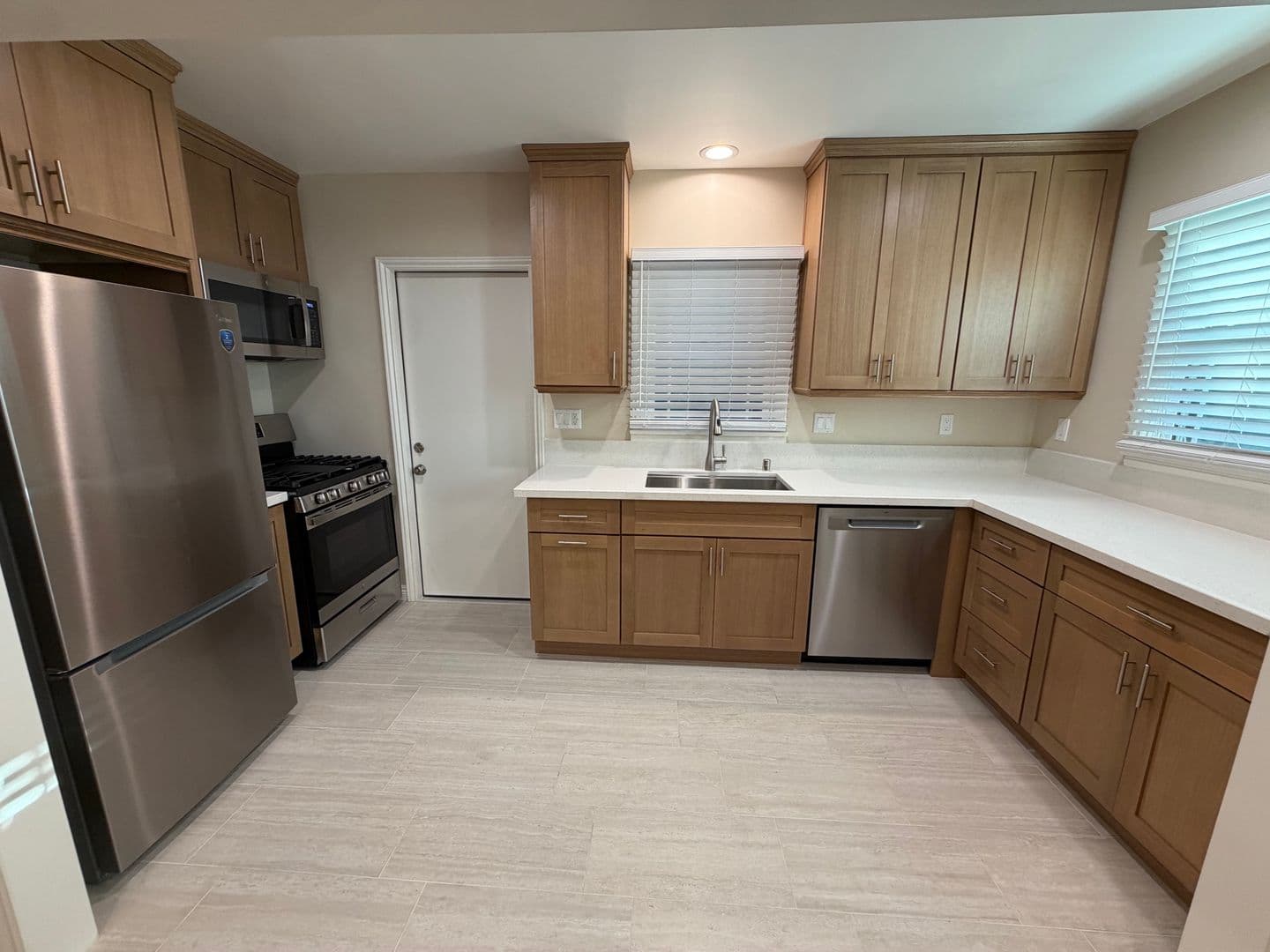 Pasadena Apartment: 1624 E. Washington Blvd.