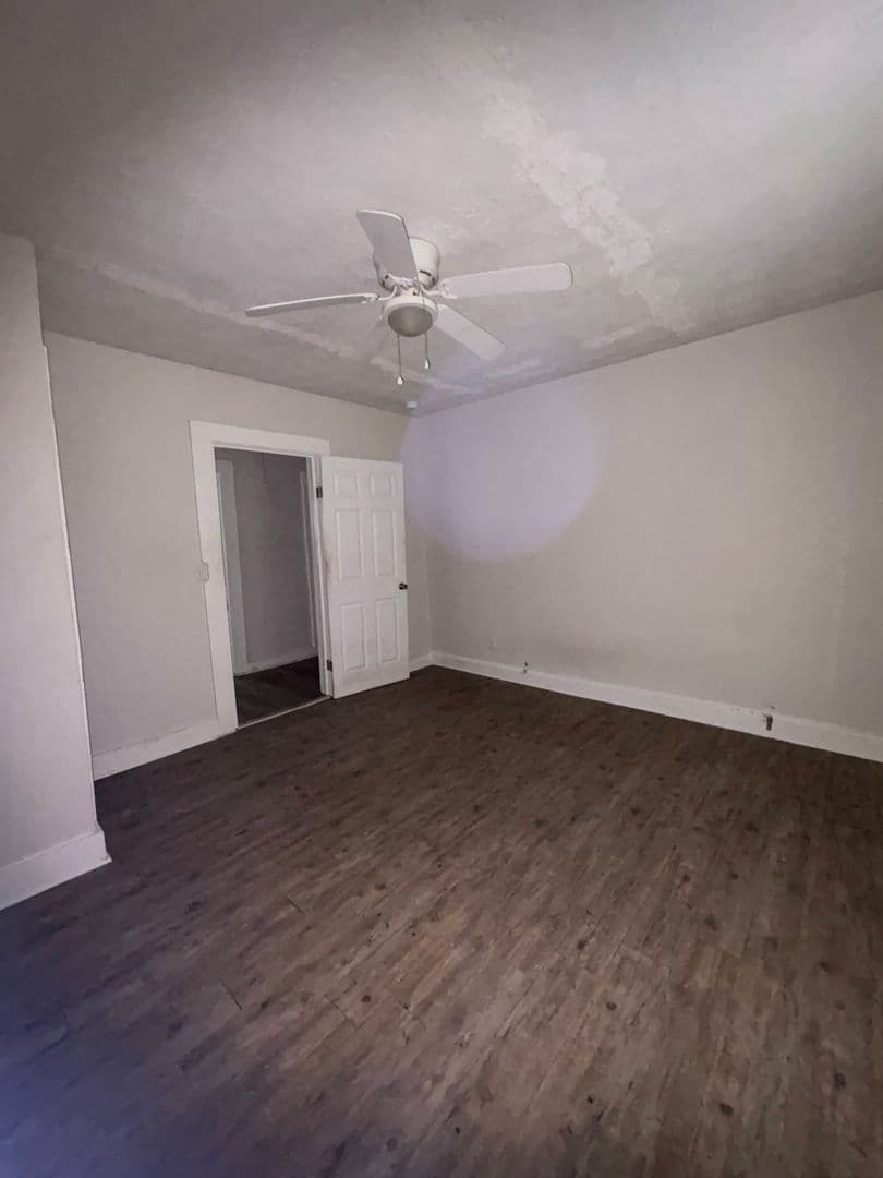 Jacksonville House: 5779 SW Carver Circle