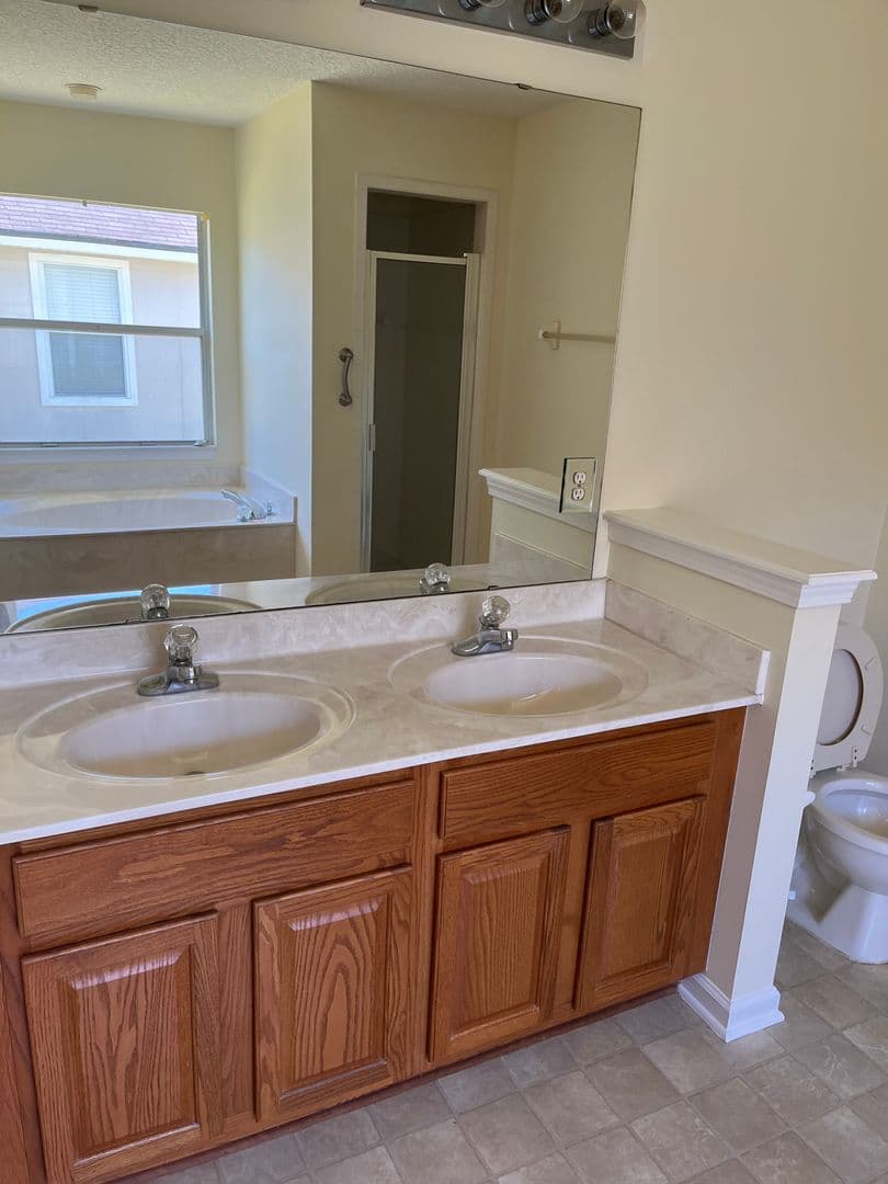 Middleburg House: 3537 Whisper Creek Blvd