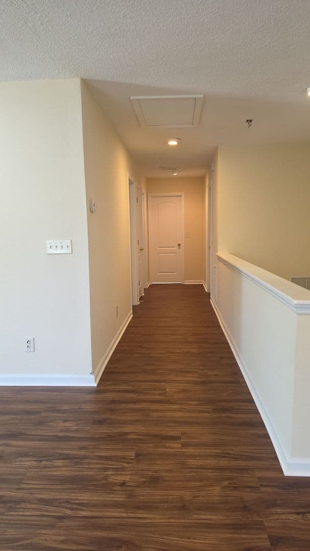 Middleburg House: 2919 Bent Bow Lane